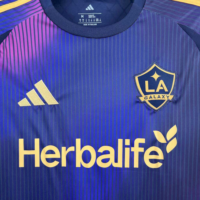 LA GALAXY VISITANTE 25/26
