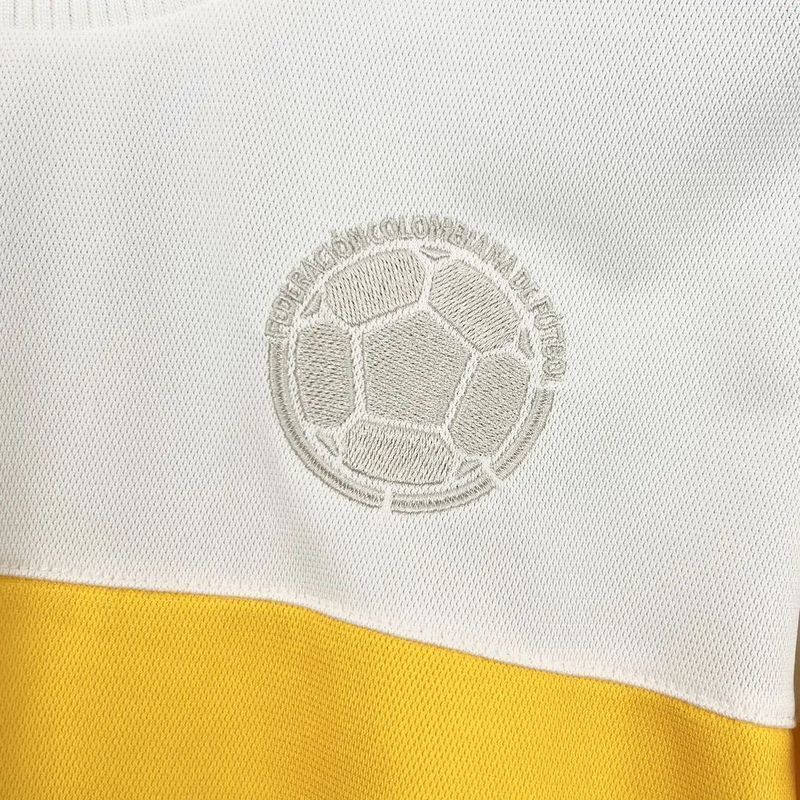 COLOMBIA 100 AÑOS HOMBRE Y MUJER 2024
