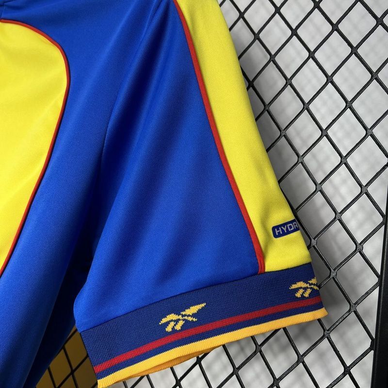 COLOMBIA RETRO 2001