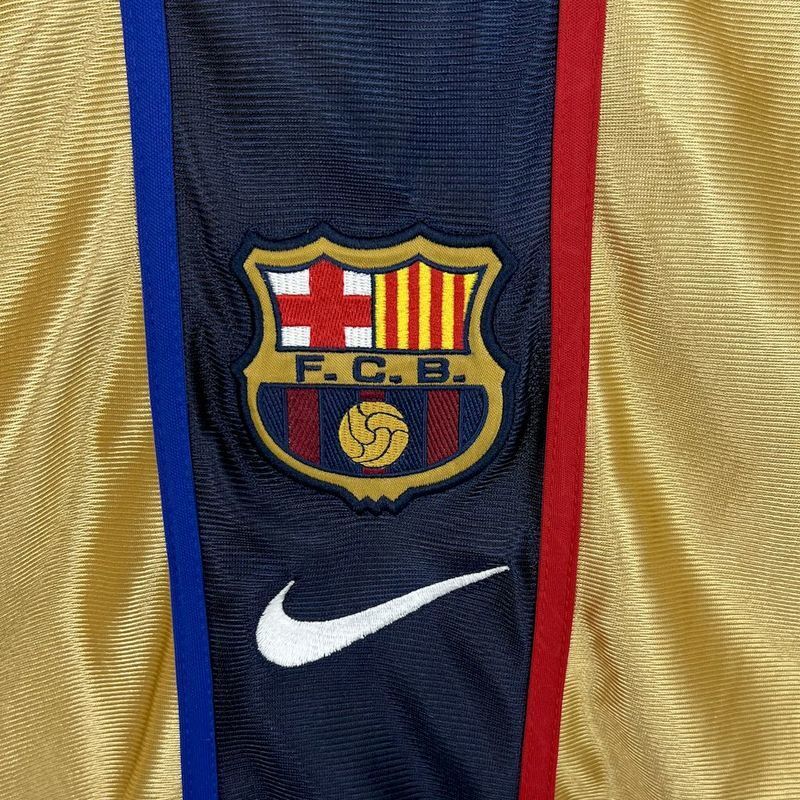 BARCELONA RETRO 2001/02