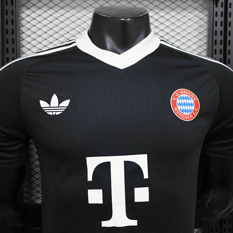 BAYERN MUNICH PORTERO 24/25