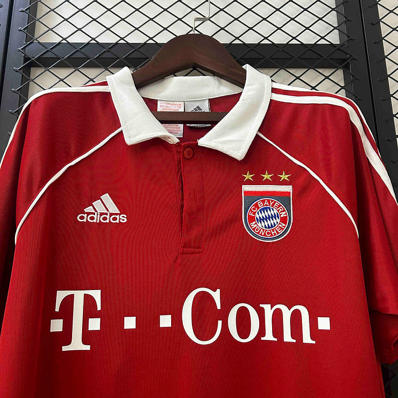BAYERN MUNICH RETRO LOCAL 05/06