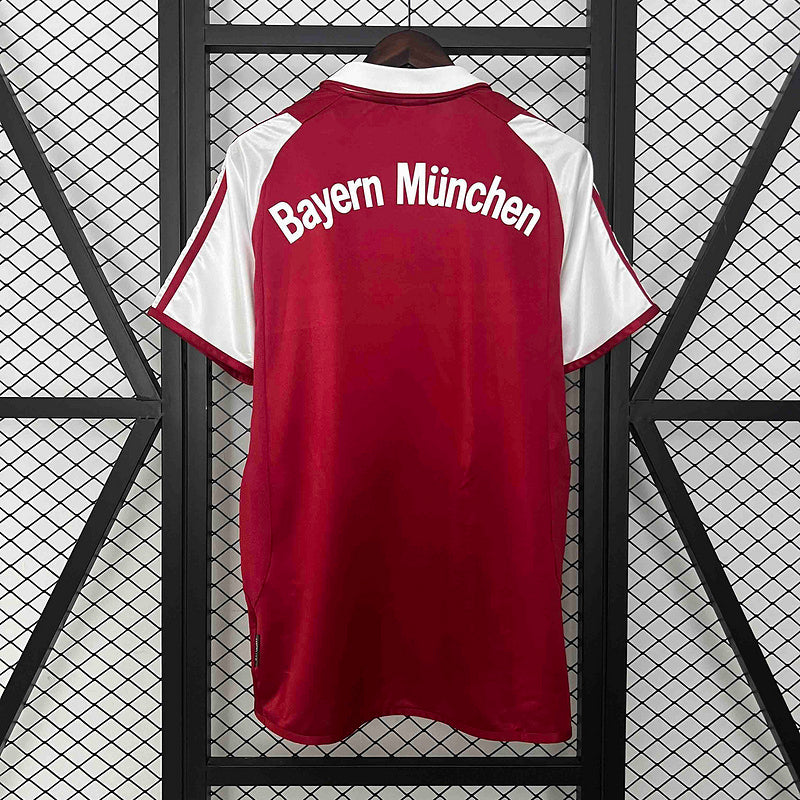 BAYERN MUNICH RETRO LOCAL 03/04