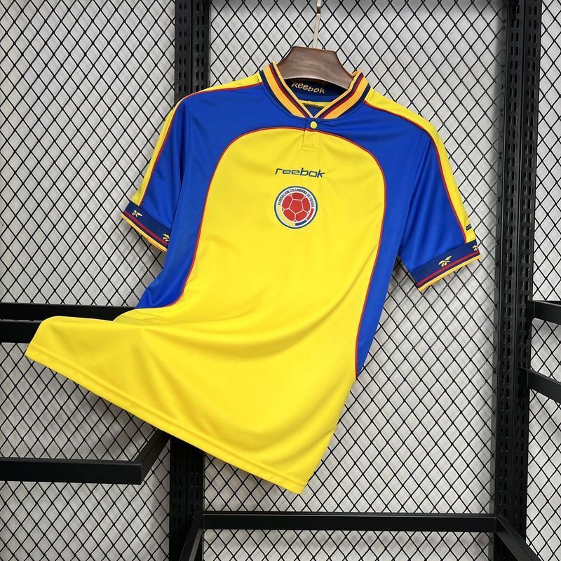 COLOMBIA RETRO 2001