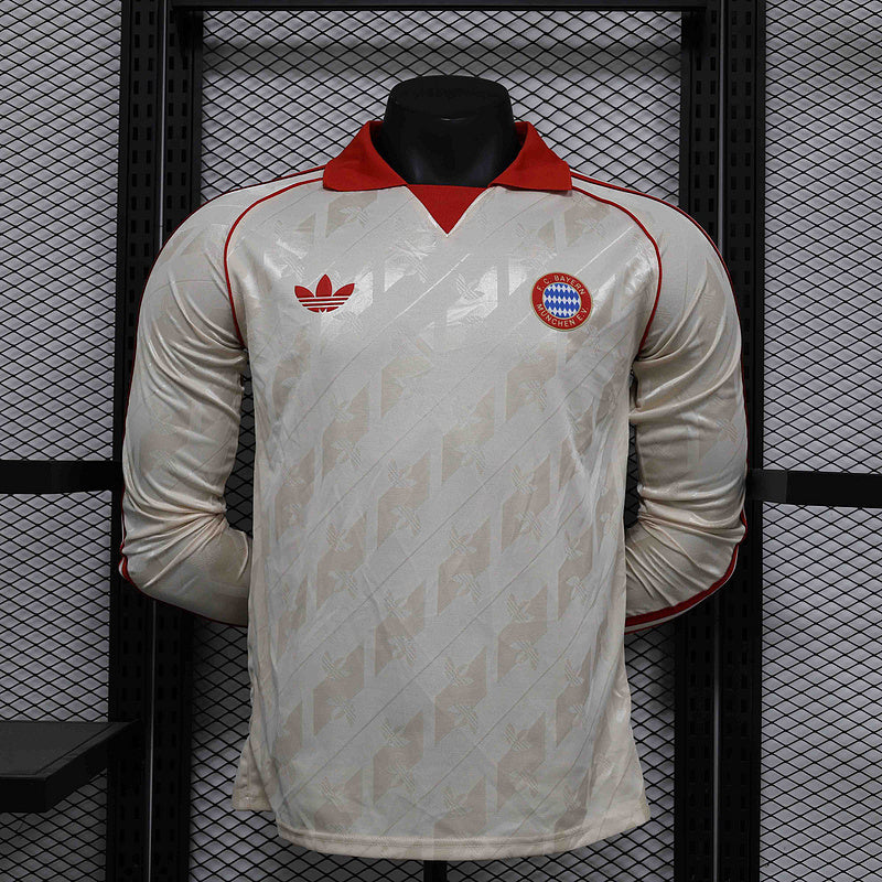 BAYERN MUNICH RETRO 24/25